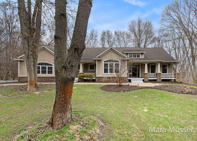 Property at 8821 Summerset Woods Ct SE, Alto, MI 49302, 4 beds, 2.5 baths