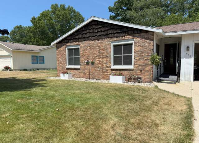 Property at 649 Sherwood St, Holland, MI 49424, 3 beds, 1.5 baths