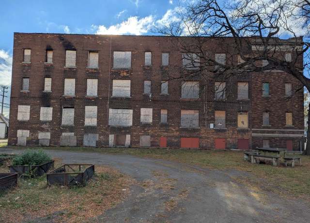 Property at 1530 Springwells St, Detroit, MI 48209, 28 beds, 28 baths