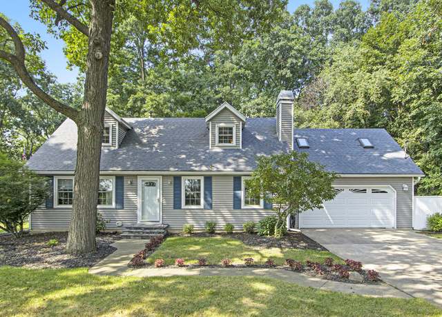 Property at 9779 E C Ave, Richland, MI 49083, 4 beds, 2 baths