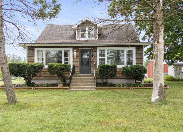 Property at 7738 W US 12 Hwy, Three Oaks, MI 49128, 3 beds, 2 baths