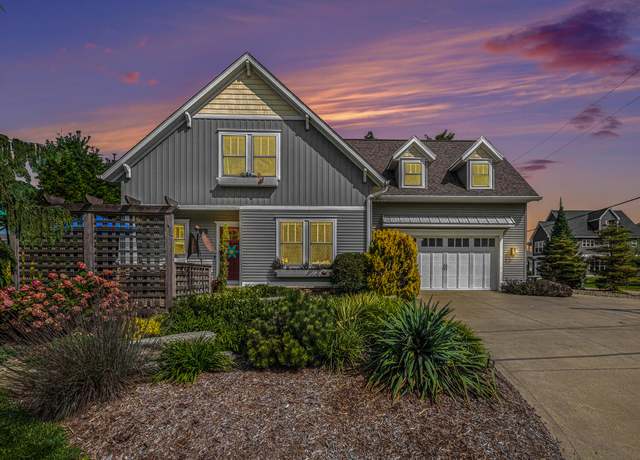 Property at 7251 E Beach Dr, South Haven, MI 49090, 5 beds, 3 baths