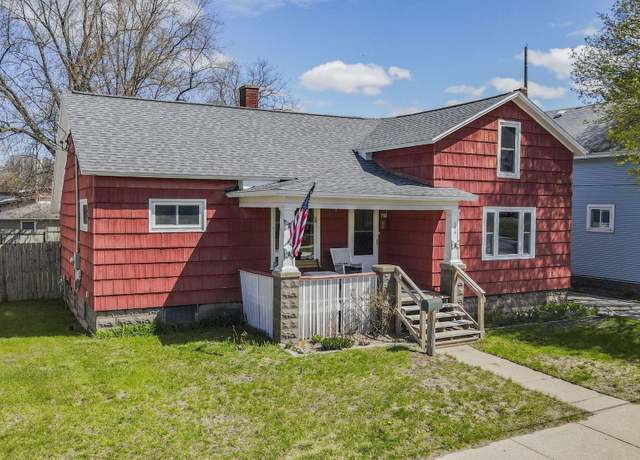Property at 176 Lincoln St, Manistee, MI 49660, 3 beds, 1 bath