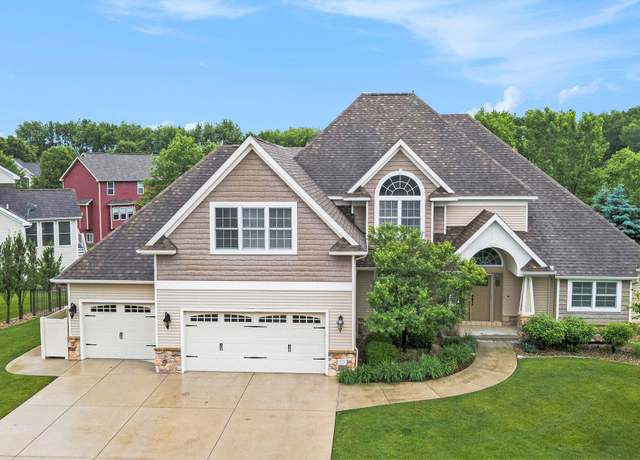 Property at 1225 Bear Lake Cir, Portage, MI 49024, 5 beds, 4.5 baths