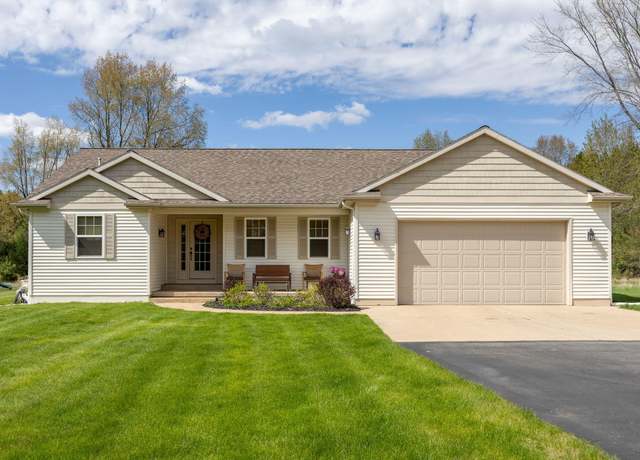 Property at 18180 Arthur Rd, Big Rapids, MI 49307, 4 beds, 3 baths