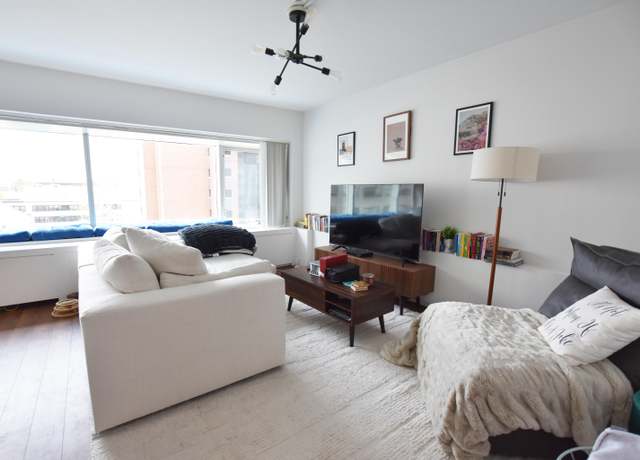 Property at 555 E William St Unit 5C, Ann Arbor, MI 48104, 1 bed, 1 bath