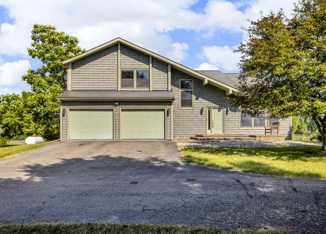 Property at 6890 Lingane Rd, Chelsea, MI 48118, 3 beds, 3 baths