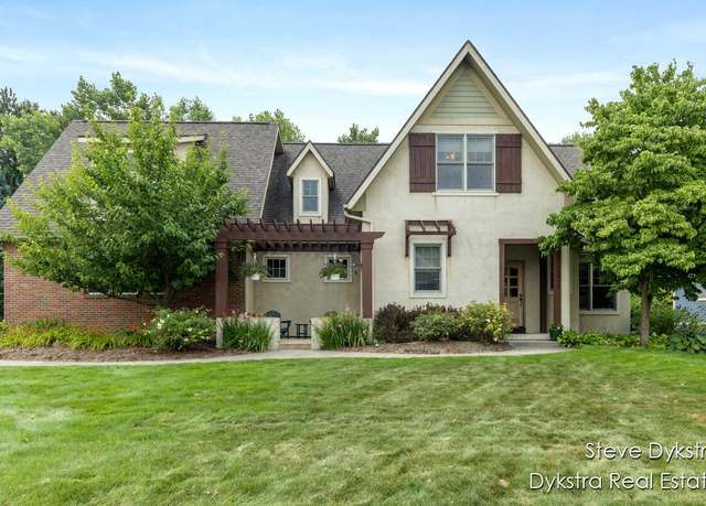 Property at 2479 Shears Crossing Ct NE, Grand Rapids, MI 49525, 5 beds, 4.5 baths