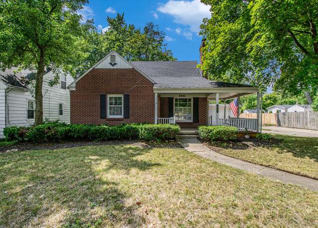 Property at 1041 Keneberry Way SE, East Grand Rapids, MI 49506, 5 beds, 2 baths