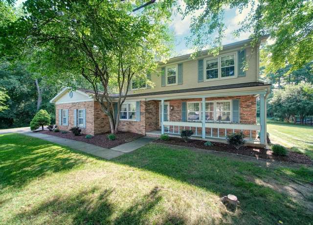 Property at 5335 Deer Ridge Rd, Jackson, MI 49201, 4 beds, 2.5 baths