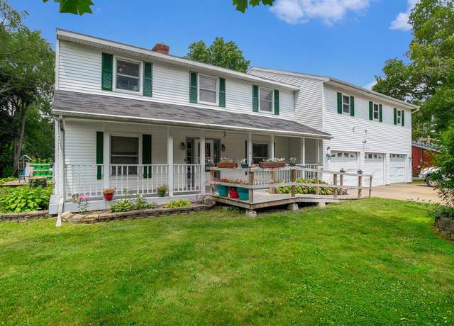 Property at 3426 Meadowcroft Ave, Kalamazoo, MI 49004, 5 beds, 3 baths