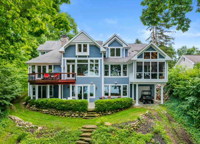 Property at 9765 Sterling Rd, Richland, MI 49083, 6 beds, 4.5 baths