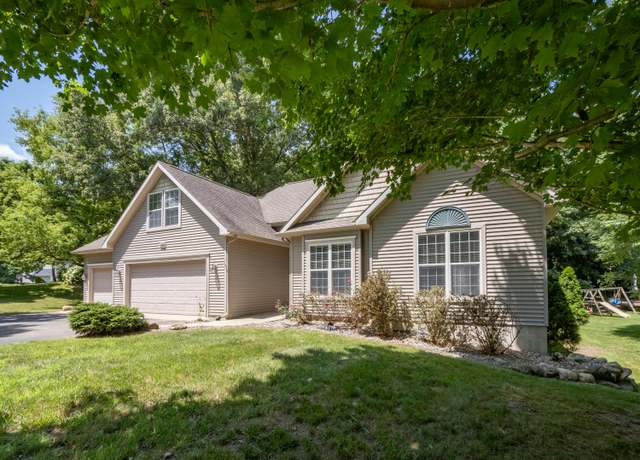 Property at 8816 Hathaway Rd, Kalamazoo, MI 49009, 3 beds, 3.5 baths