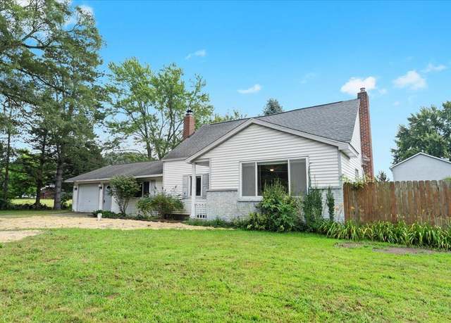 Property at 7103 Silver Lake Rd, Linden, MI 48451, 3 beds, 2 baths