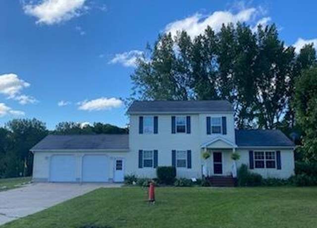 Property at 5449 Golfside Dr, Ludington, MI 49431, 5 beds, 3.5 baths