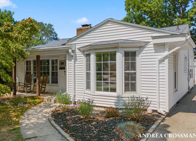 Property at 179 E 28th St, Holland, MI 49423, 3 beds, 1 bath