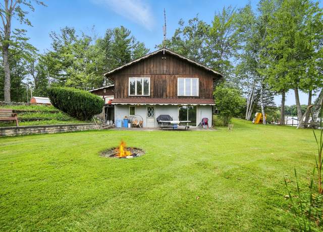 Property at 5985 Bayshore Dr, Irons, MI 49644, 2 beds, 1.5 baths