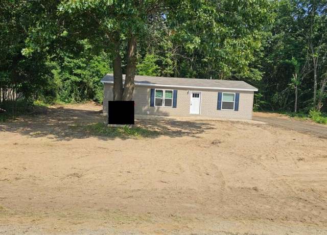 Property at 57907 James Dr, Three Rivers, MI 49093, 3 beds, 2 baths