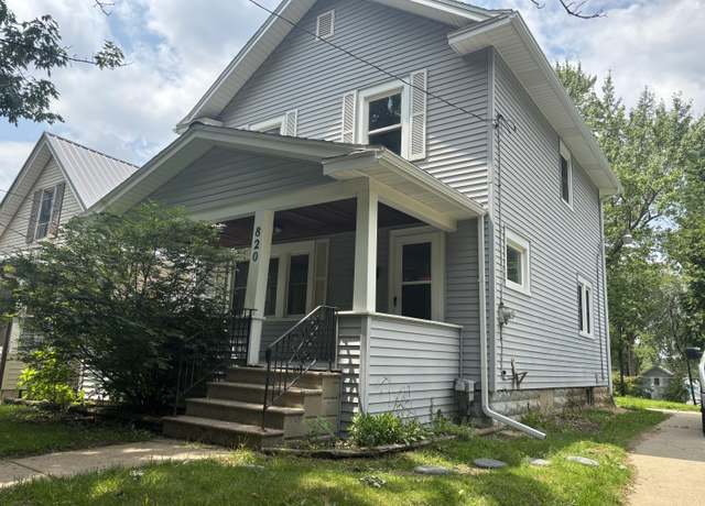Property at 820 Center St, Jackson, MI 49202, 3 beds, 1 bath