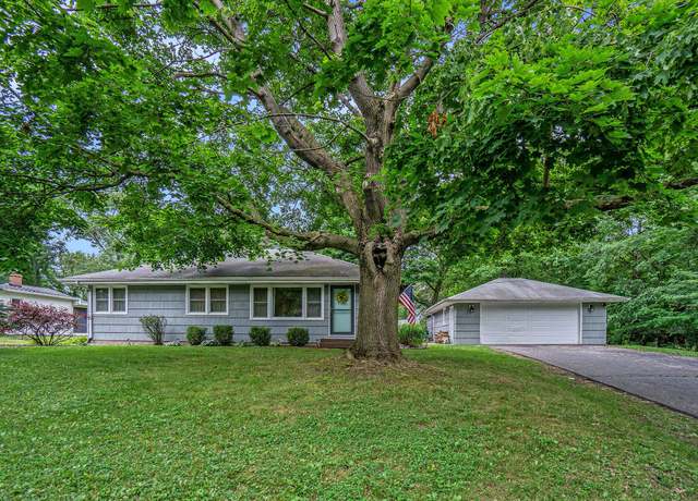 Property at 1702 Harvey Ave, Kalamazoo, MI 49006, 3 beds, 1.5 baths