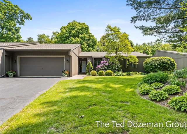 Property at 807 Brook Village Dr, Holland, MI 49423, 2 beds, 3 baths