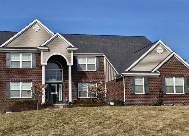 Property at 9626 Valley View Ct, Saline, MI 48176, 4 beds, 3.5 baths
