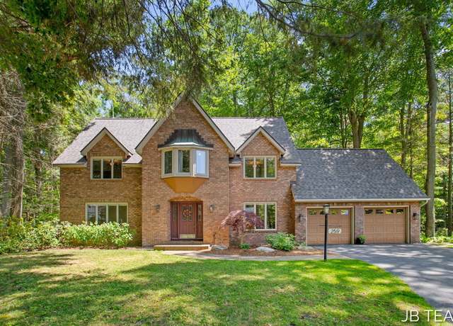 Property at 259 Portchester Rd, Holland, MI 49424, 4 beds, 3 baths