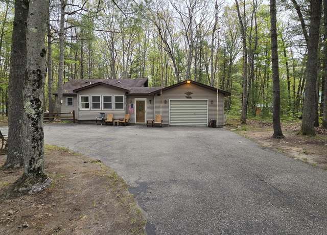 Property at 211 Skocelas Rd N, Manistee, MI 49660, 2 beds, 1 bath