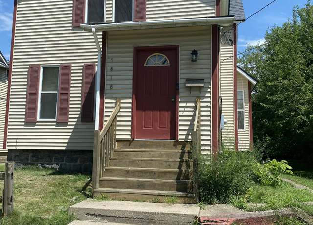 Property at 1616 N Edwards St, Kalamazoo, MI 49007, 3 beds, 2 baths