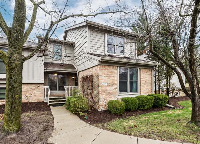 Property at 2204 Rivenoak Ct, Ann Arbor, MI 48103, 3 beds, 2.5 baths