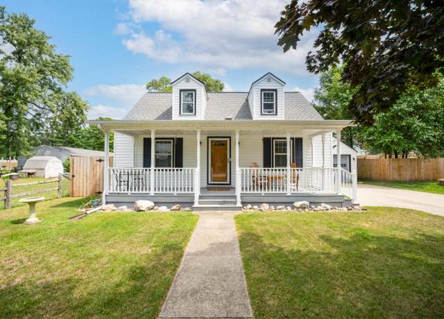 Property at 106 N Grant St, Otsego, MI 49078, 3 beds, 1 bath