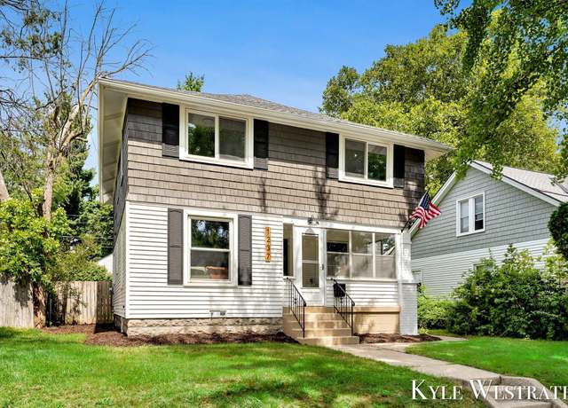 Property at 1237 Arianna St NW, Grand Rapids, MI 49504, 4 beds, 1.5 baths
