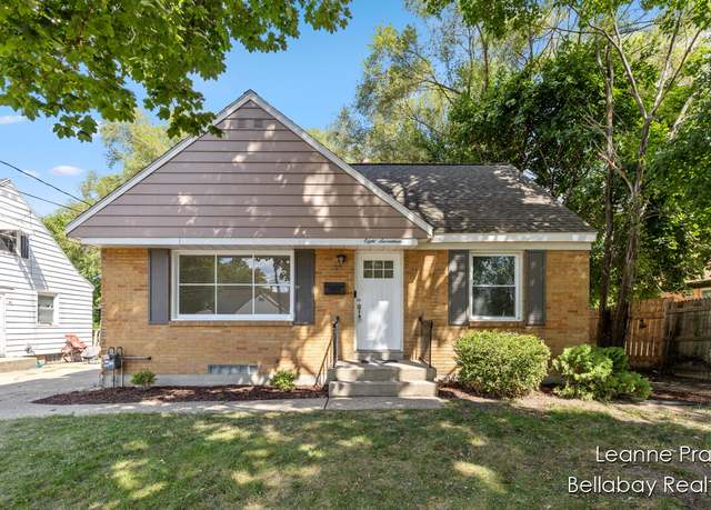 Property at 817 Blanchard St SW, Wyoming, MI 49509, 3 beds, 1 bath
