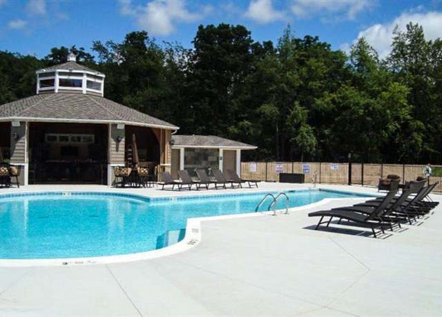 Property at 8655 Heron Ln #32, Watervliet, MI 49098