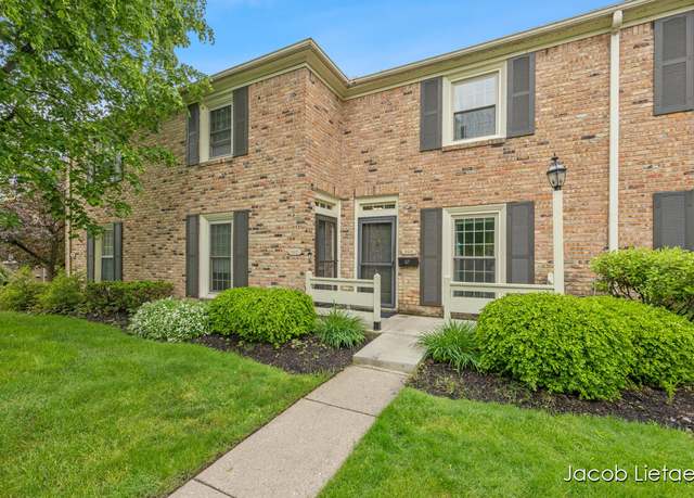 Property at 2423 Cranden Dr SE, Grand Rapids, MI 49506, 2 beds, 1.5 baths