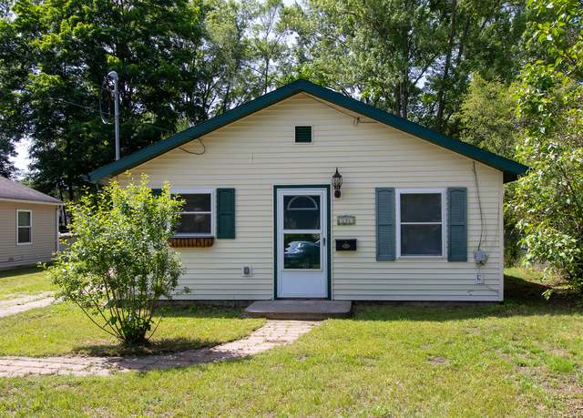 Property at 131 Shellenberger Ave, Battle Creek, MI 49037, 3 beds, 1 bath