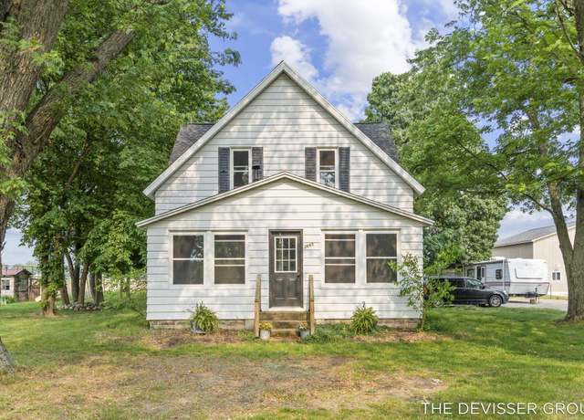 Property at 3665 47th St, Hamilton, MI 49419, 4 beds, 2 baths