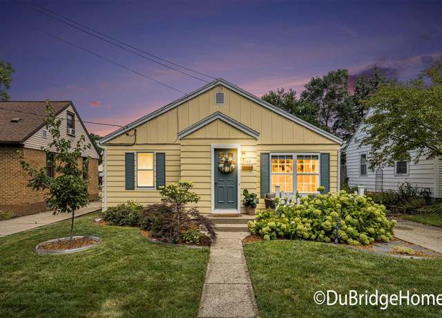 Property at 1169 Griswold St SE, Grand Rapids, MI 49507, 3 beds, 1.5 baths