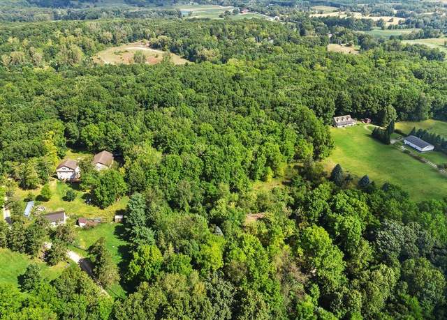Property at 19200 Stonefield Dr, Manchester, MI 48158