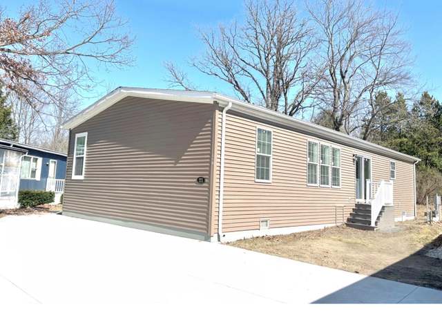 Property at 221 Circle Dr #221, Sparta, MI 49345, 3 beds, 2 baths