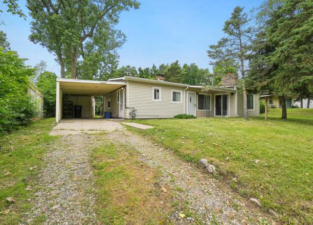 Property at 10416 Lakeview Dr, Whitmore Lake, MI 48189, 3 beds, 1 bath