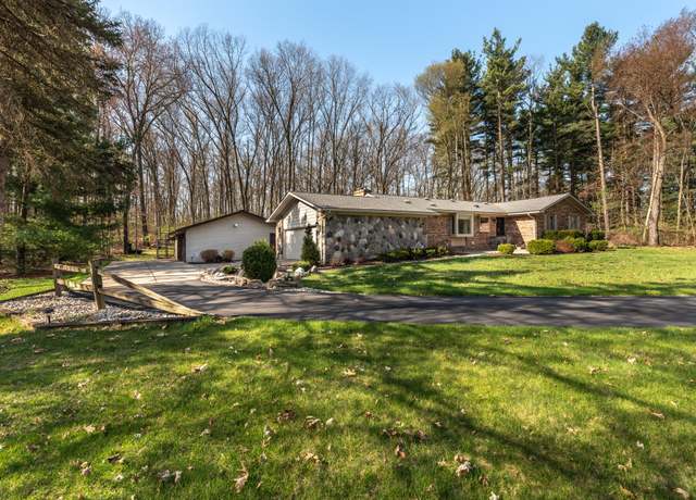 Property at 1225 Jeffrey Ln, Saline, MI 48176, 3 beds, 2.5 baths