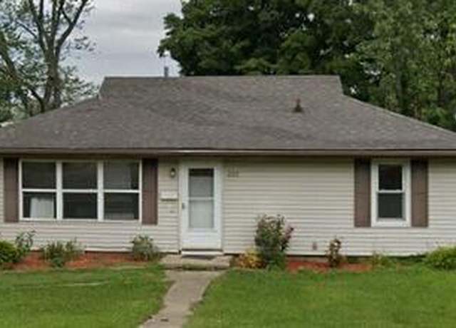 Property at 2211 Roseland Ave, Kalamazoo, MI 49001, 3 beds, 1 bath