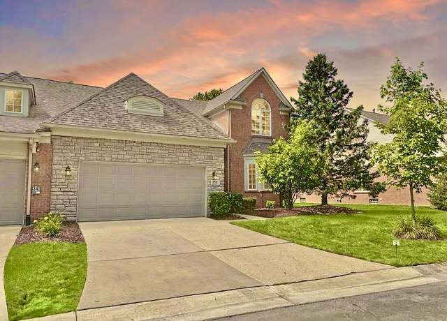 Property at 2381 Lexington Cir S, Canton, MI 48188, 3 beds, 2.5 baths