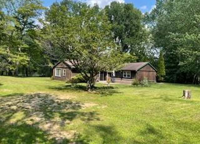 Property at 16280 76th St, South Haven, MI 49090, 3 beds, 1 bath