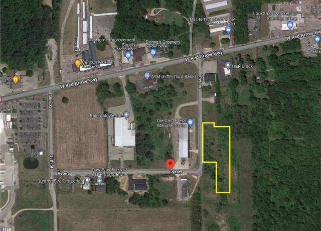 Property at 1 Kasper Dr, Paw Paw, MI 49079