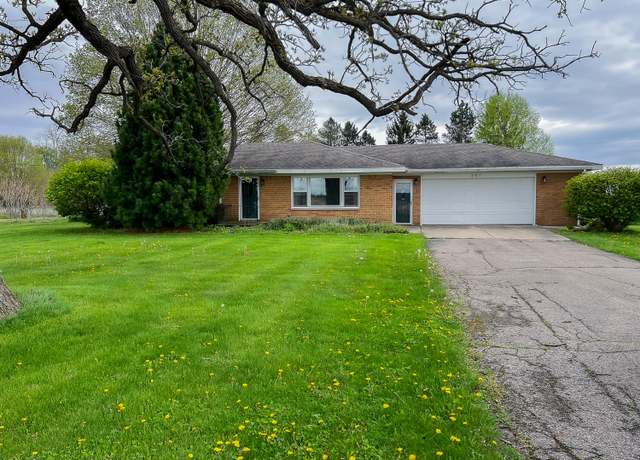 Property at 351 W Maple St, Climax, MI 49034, 2 beds, 1.5 baths