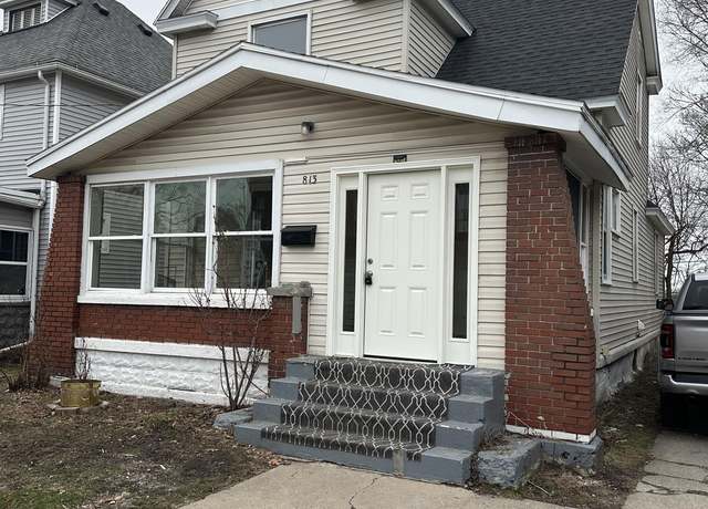 Property at 813 Madison Ave SE, Grand Rapids, MI 49507, 3 beds, 2 baths