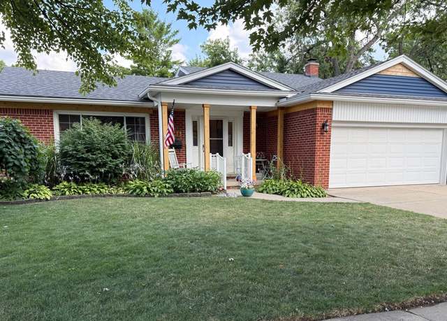 Property at 15048 Maplewood Lane Ln, Plymouth, MI 48170, 4 beds, 2 baths