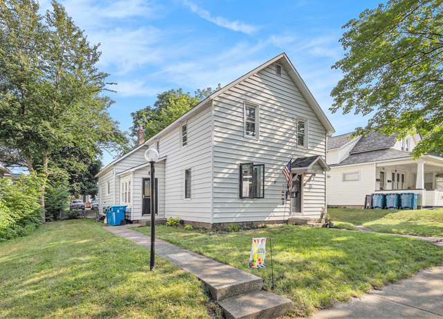 Property at 709 E Loomis St, Ludington, MI 49431, 5 beds, 2 baths